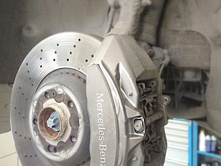 Купить запчасти на Мерседес Алматы